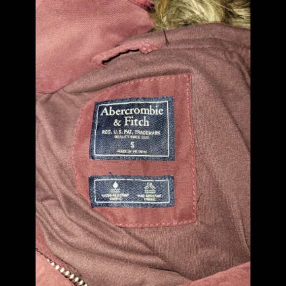 Abercrombie and Fitch Y2K Winter Coat Fur Hood Size Small - Picture 8 of 9